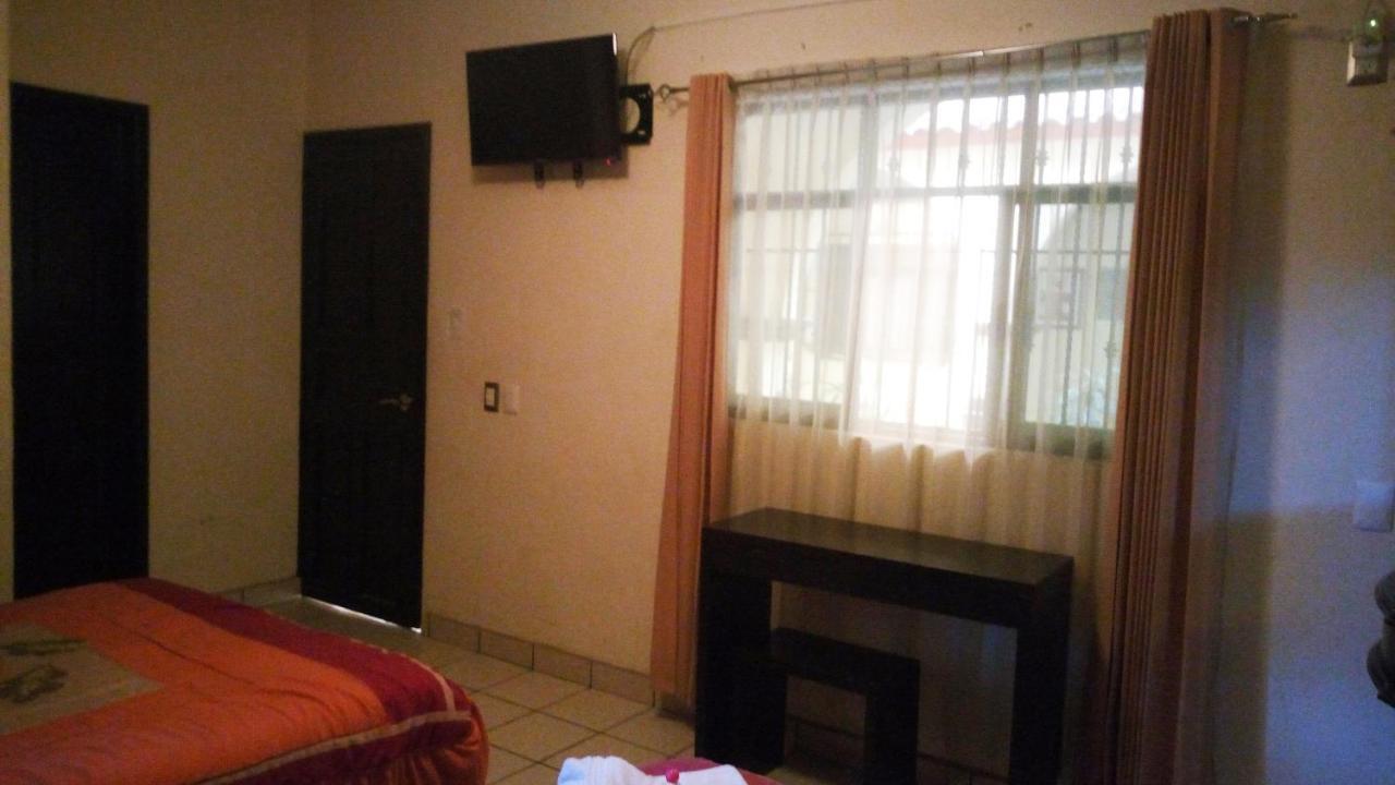 Hotel Real Plaza Ocosingo Екстериор снимка