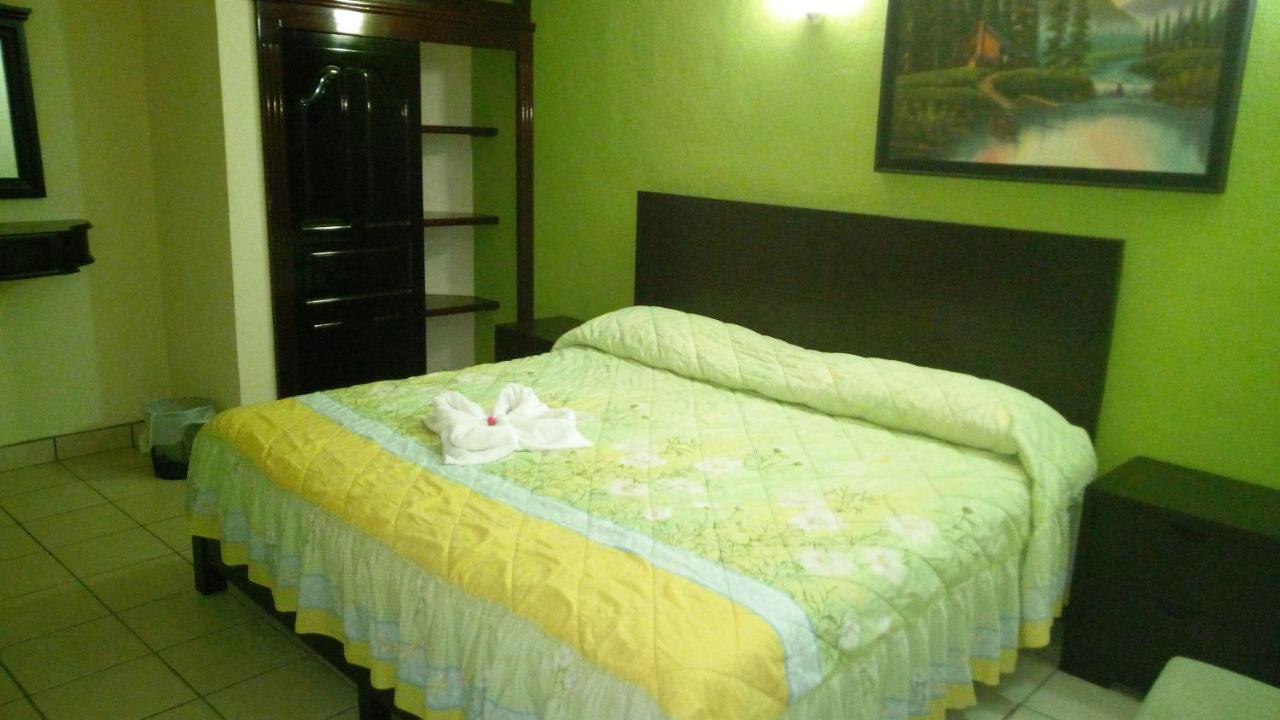 Hotel Real Plaza Ocosingo Екстериор снимка